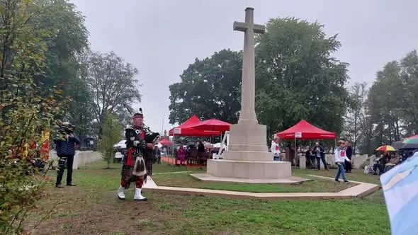 Uczniowie z Dzierżoniowa i Pszenno uczcili 86. rocznicę wyzwolenia Maldegem