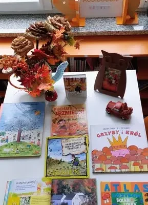 Jesień w bibliotece w Pieszycach – czas na czytanie