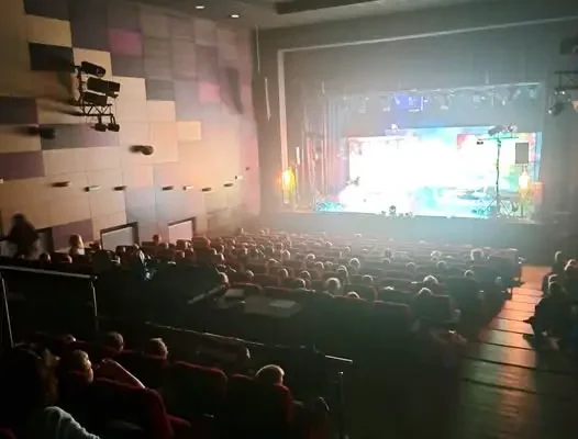 Teatr Nowoczesny z Krakowa wystąpi dziś w Bielawie