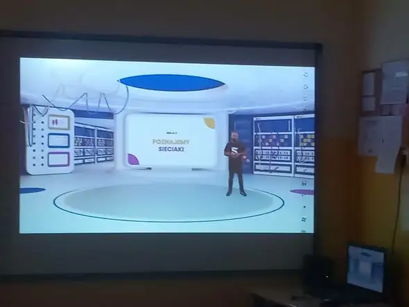 Uczniowie klasy 2a wzięli udział w lekcji online o bezpieczeństwie w sieci