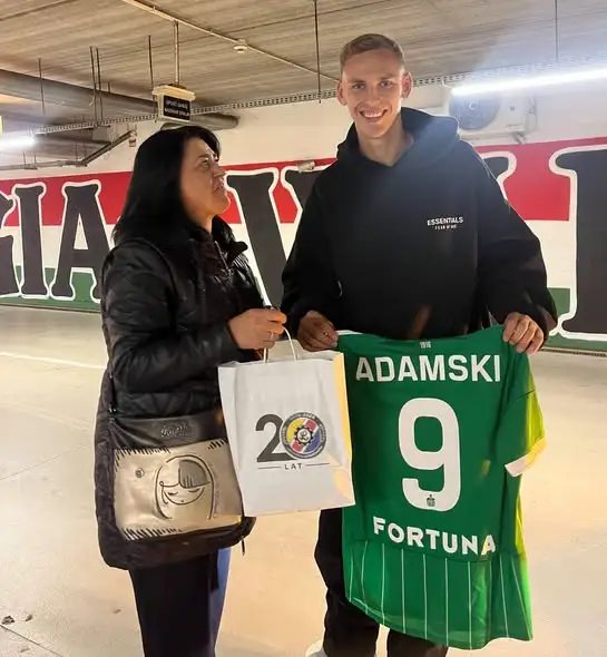 Rafał Adamski z Legii Warszawa kontuzjowany. Wychowanek Lechii Dzierżoniów otrzymał wsparcie